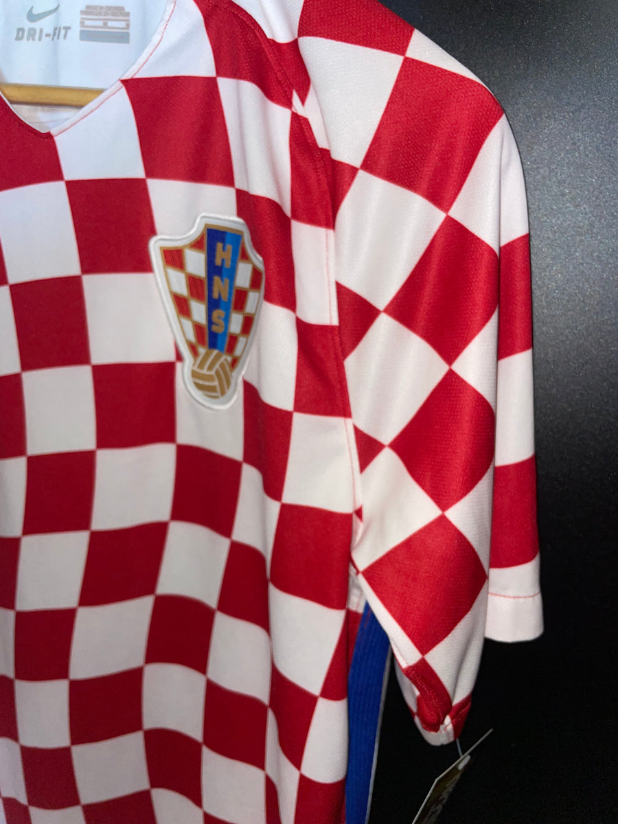 CROATIA 2016-2017 ORIGINAL JERSEY Size M