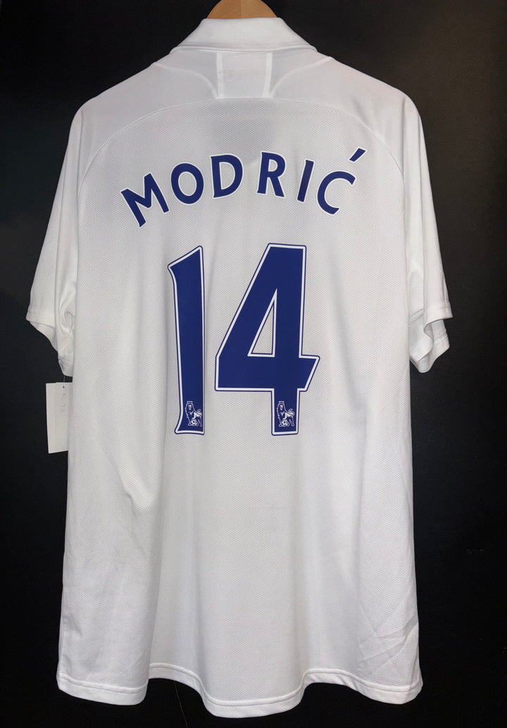TOTTENHAM HOTSPURS MODRIC 2011-2012 ORIGINAL JERSEY Size XL