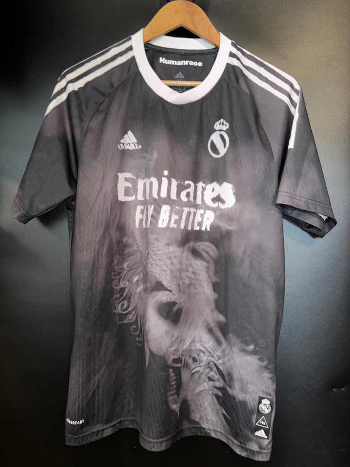 REAL MADRID HUMAN RACE 2020-2021 ORIGINAL JERSEY Size M