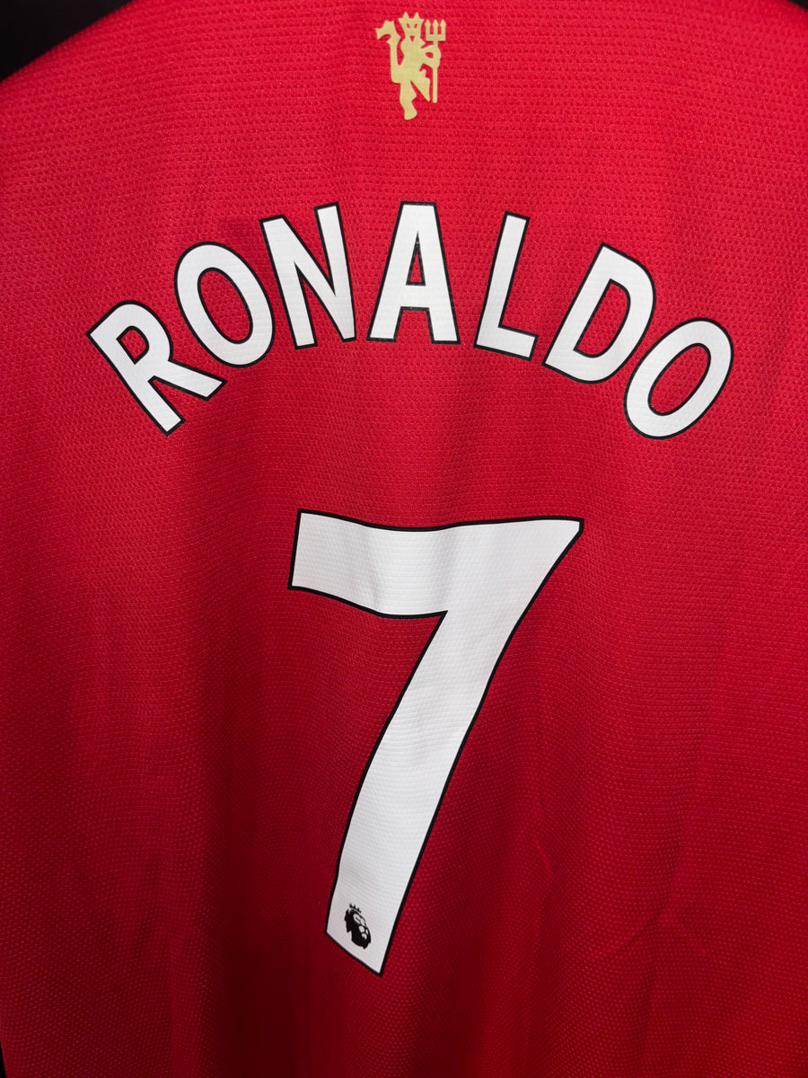 MANCHESTER UNITED RONALDO 2021-2022 ORIGINAL JERSEY Size XL