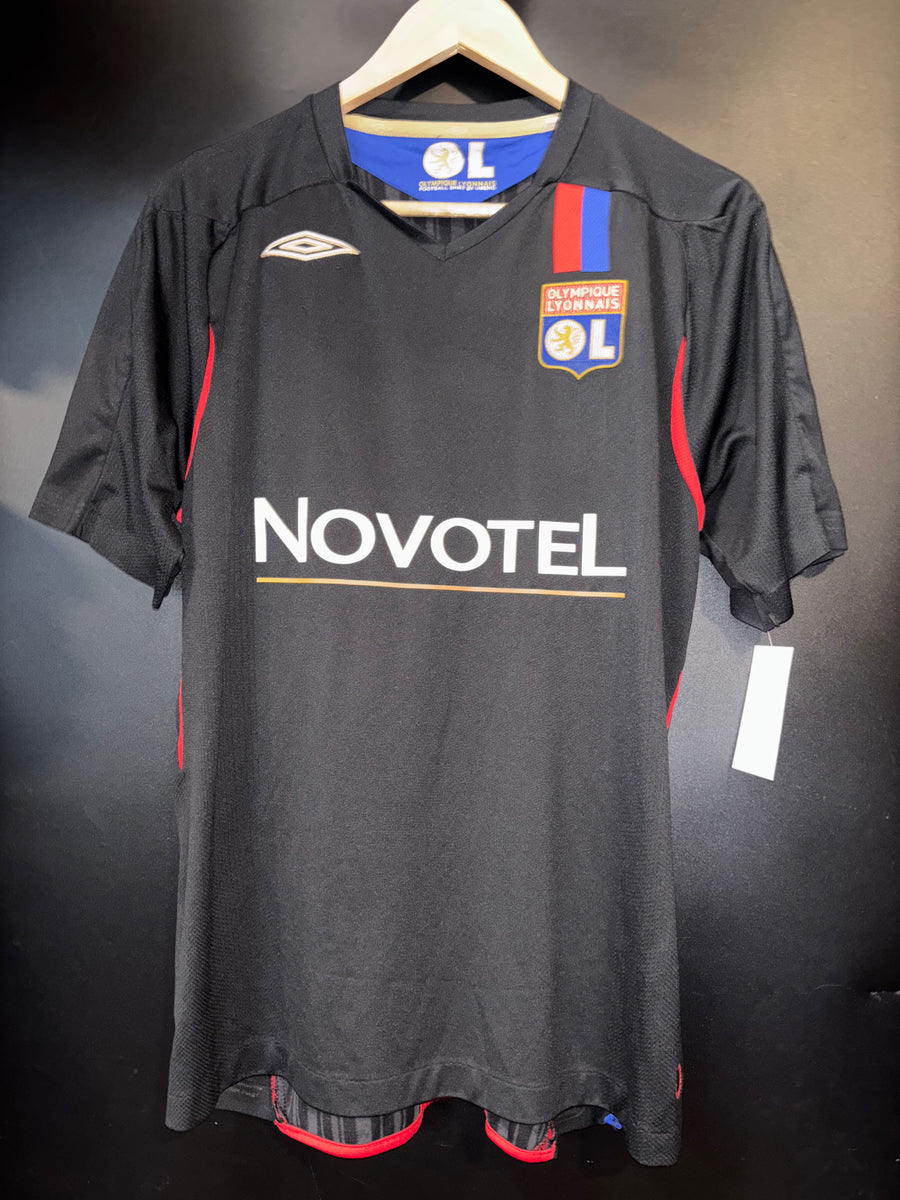 OLYMPIQUE LYON BENZEMA 2007-2008 JERSEY SIZE L