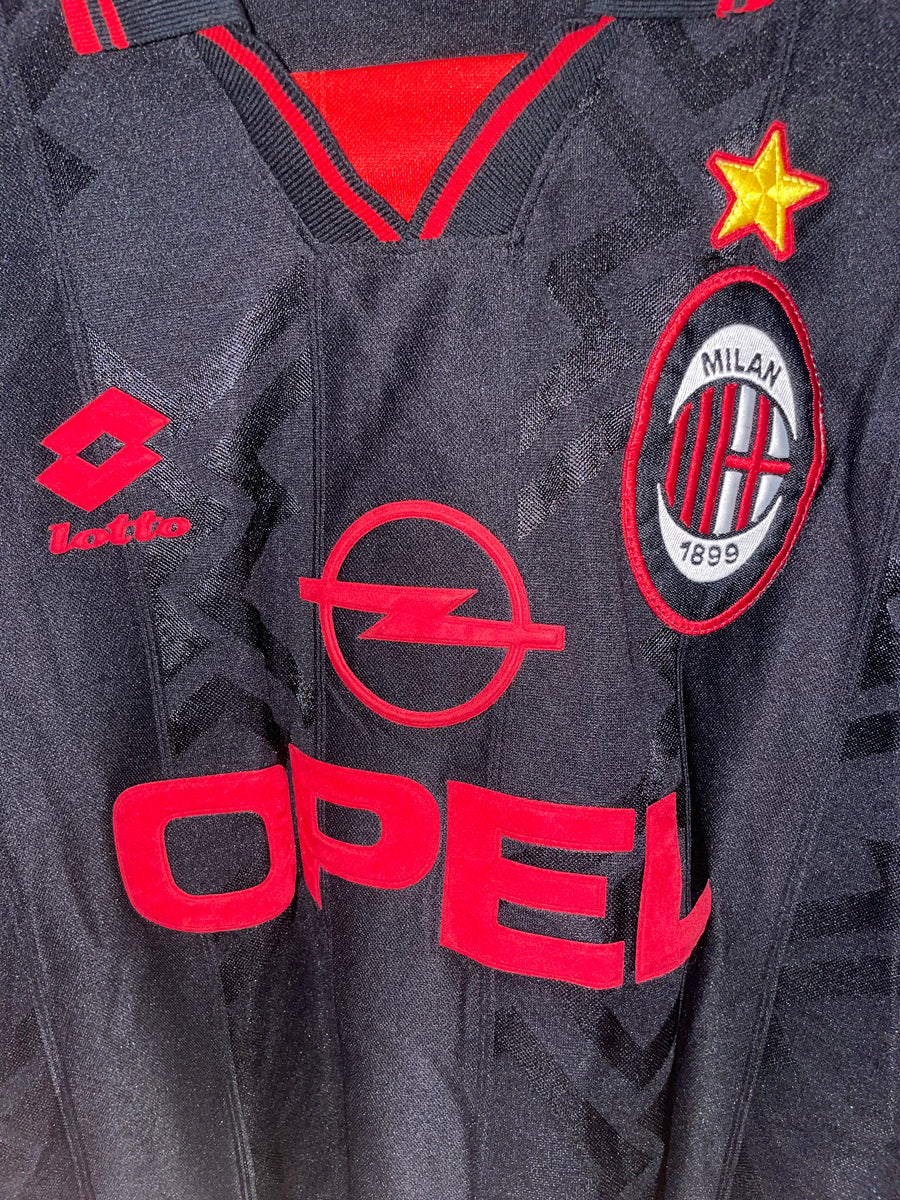 AC MILAN 1996-1997 ORIGINAL JERSEY Size L