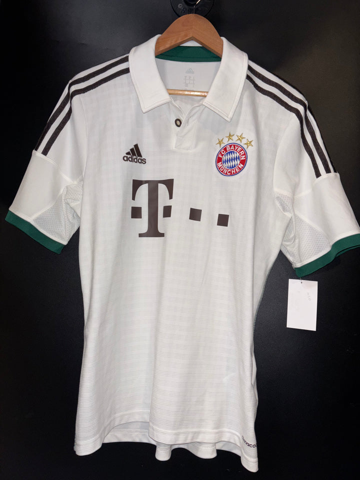 BAYERN MUNICH 2013-2014 ORIGINAL JERSEY Size M