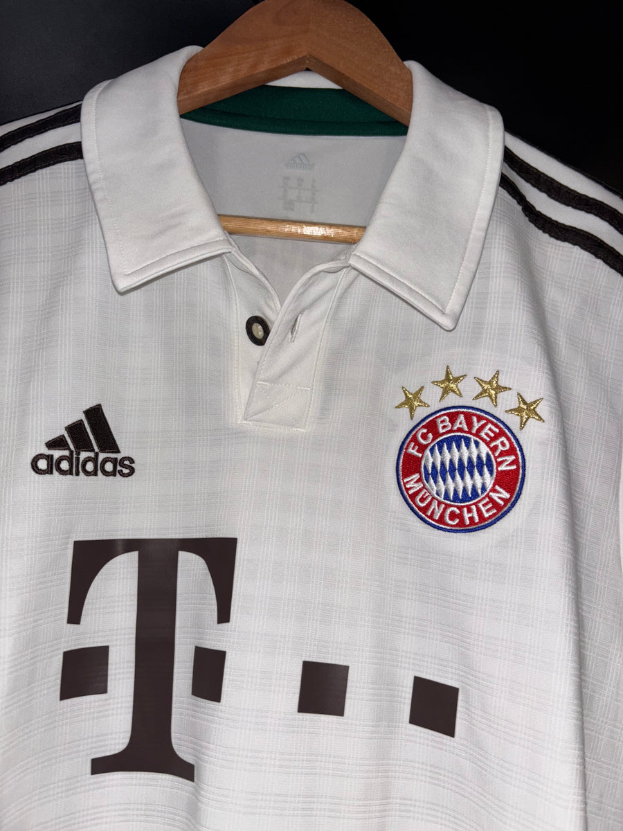 BAYERN MUNICH 2013-2014 ORIGINAL JERSEY Size M