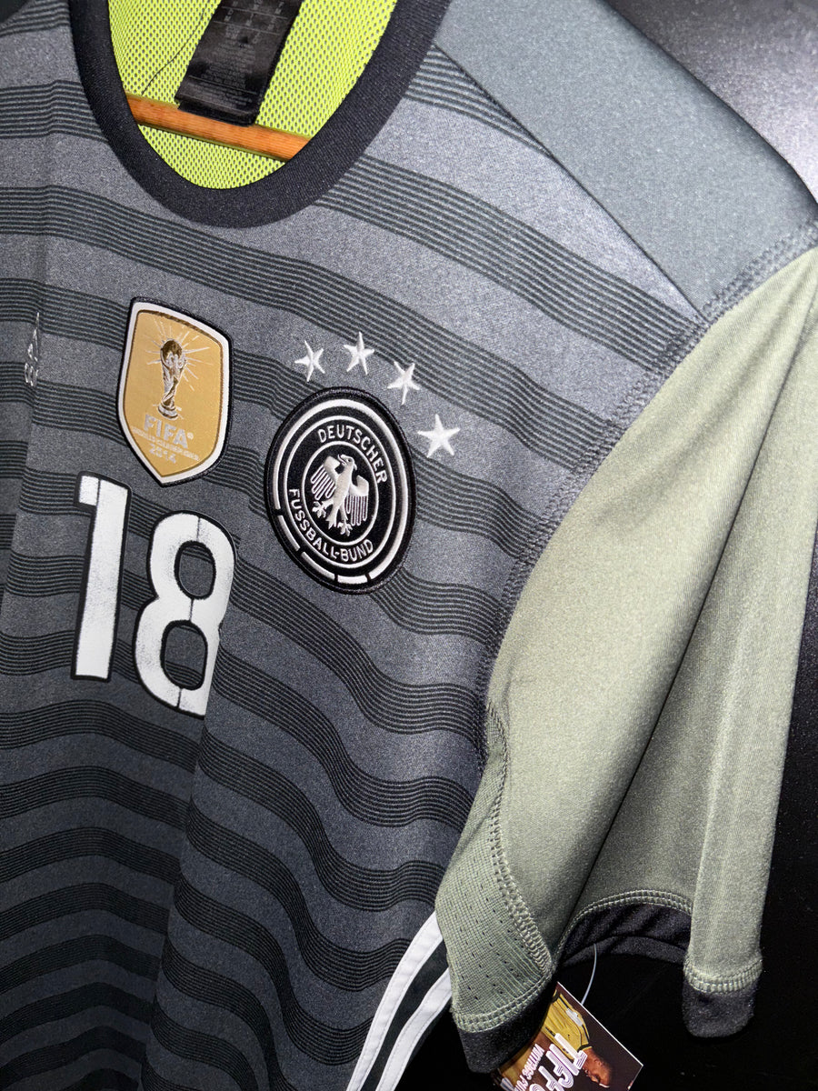 GERMANY KROOS 2016-2017 ORIGINAL JERSEY SIZE M