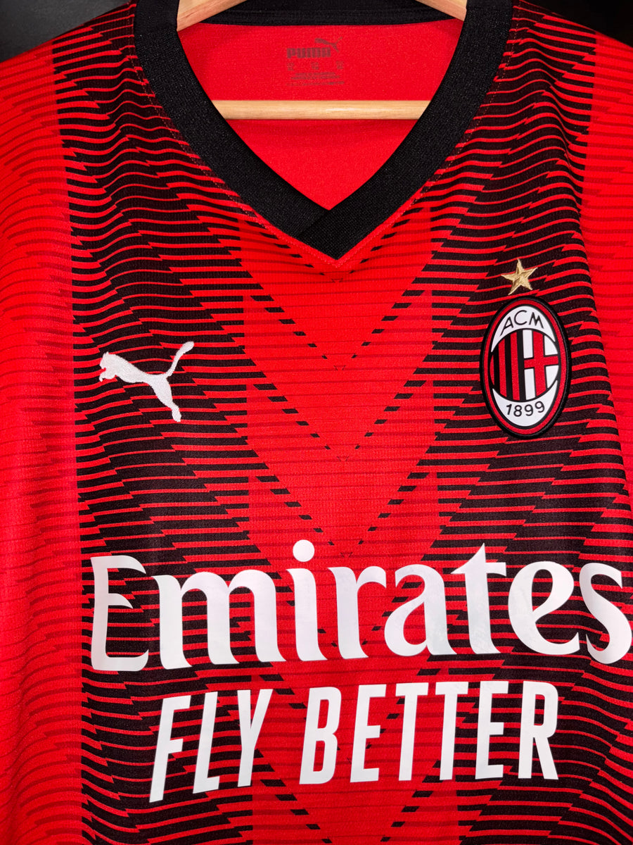 AC MILAN PULISIC 2023-2024 ORIGINAL JERSEY Size XL