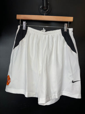 MANCHESTER UNITED 2004-2005 ORIGINAL SHORTS Size L