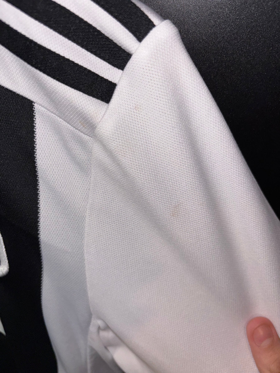 JUVENTUS RONALDO 2018-2019 ORIGINAL JERSEY Size S