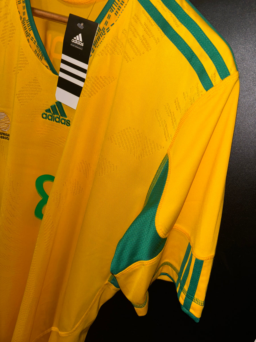 SOUTH AFRICA TSHABALALA 2010-2011 ORIGINAL JERSEY Size XL