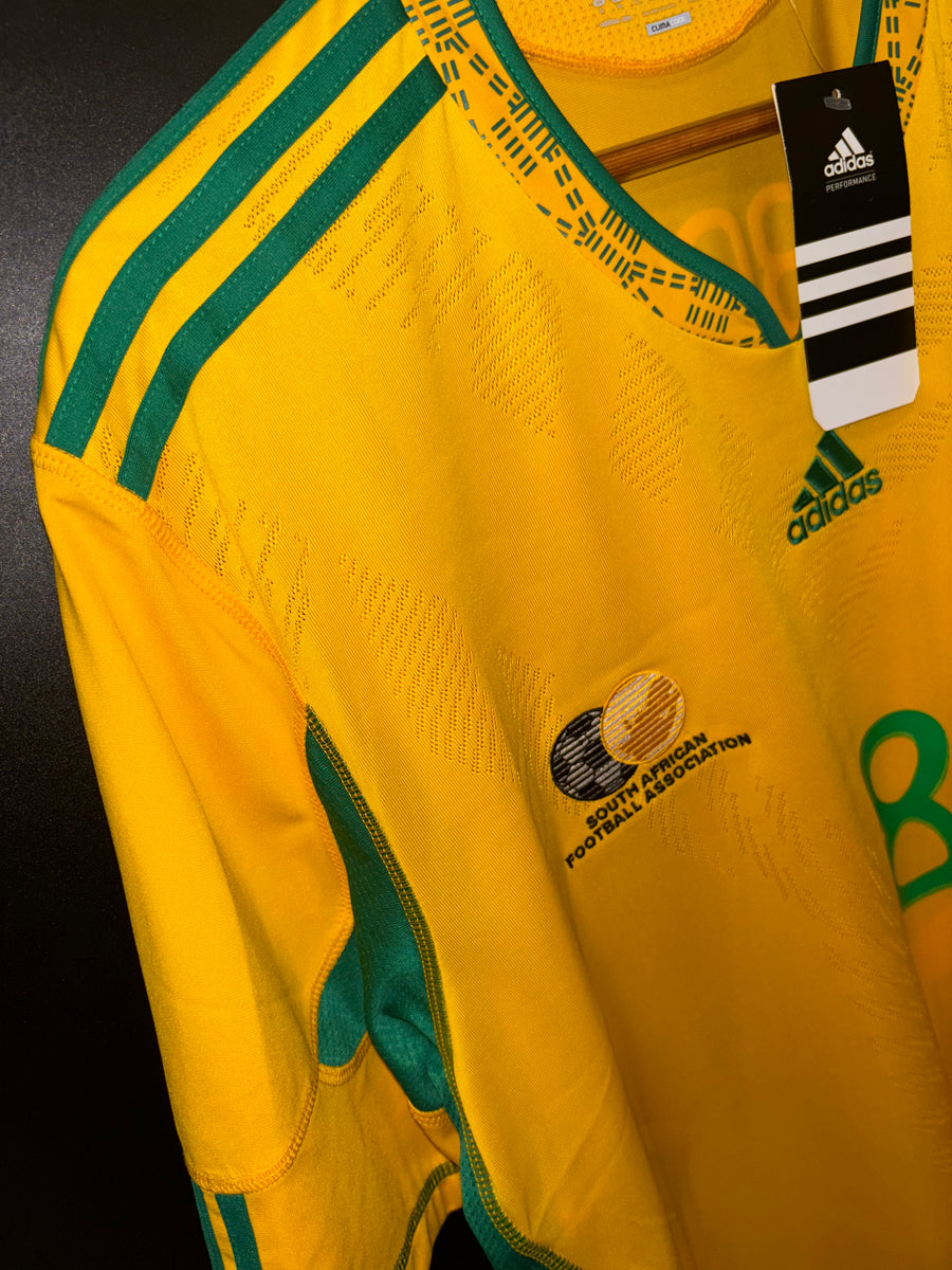 SOUTH AFRICA TSHABALALA 2010-2011 ORIGINAL JERSEY Size XL