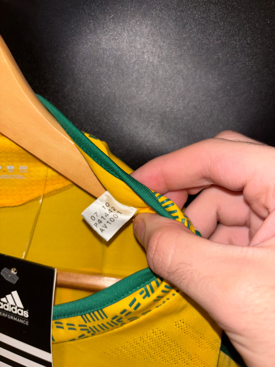SOUTH AFRICA TSHABALALA 2010-2011 ORIGINAL JERSEY Size XL