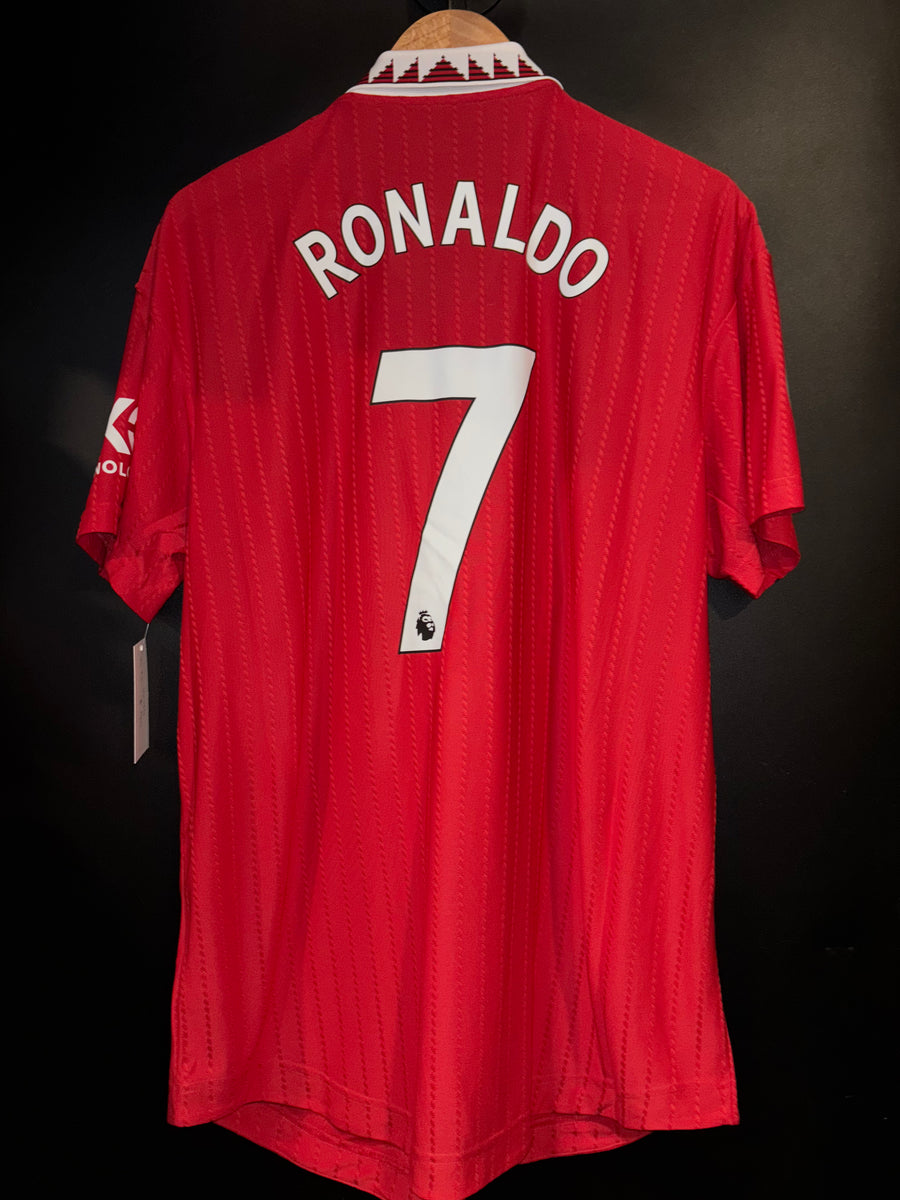 MANCHESTER UNITED RONALDO 2022-2023 ORIGINAL PLAYER JERSEY Size XL