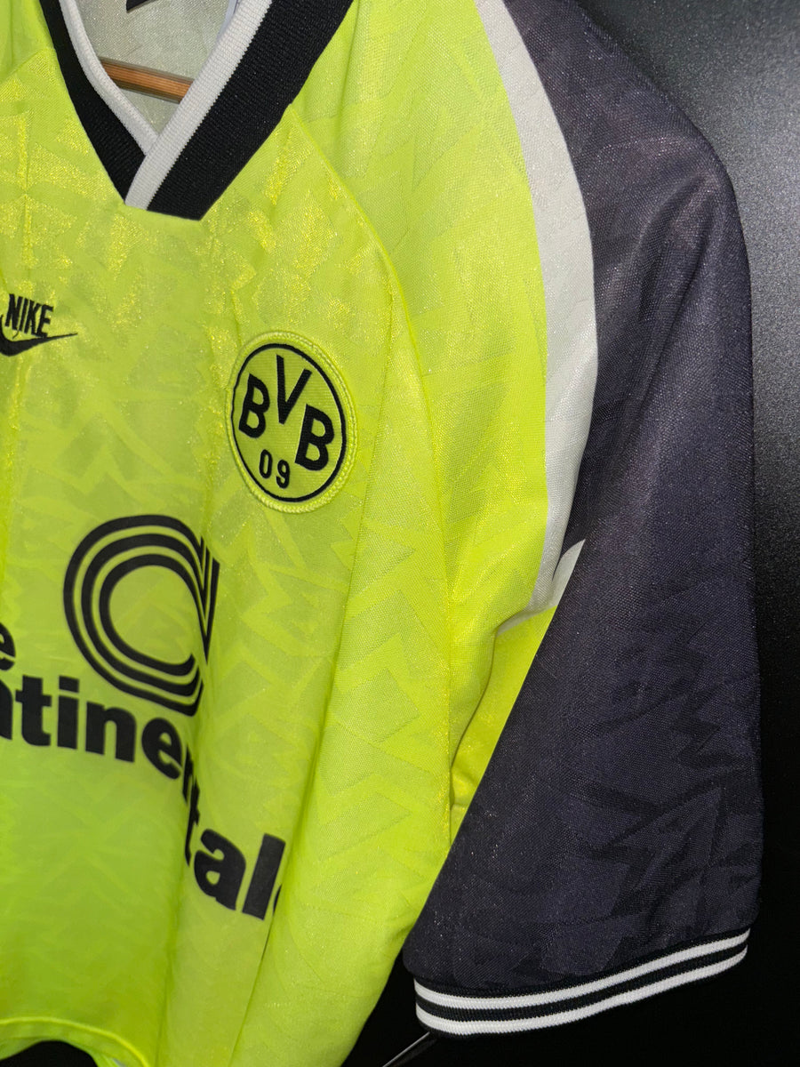 BORUSSIA DORTMUND CHAPUISAT 1995-1996 ORIGINAL JERSEY SIZE M