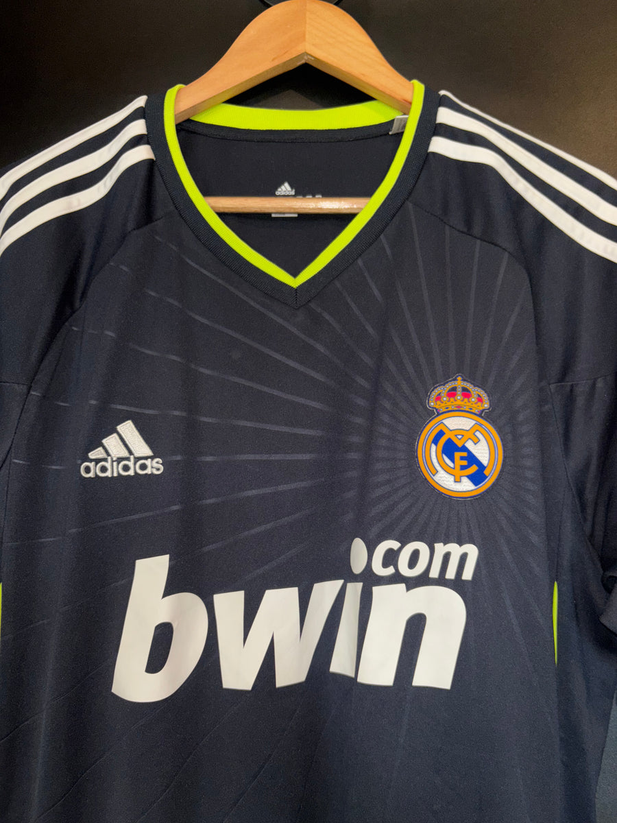 REAL MADRID RONALDO 2010-2011 ORIGINAL JERSEY Size L