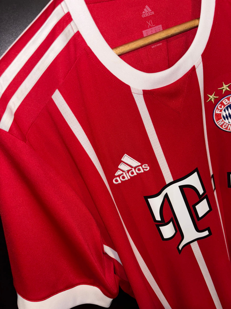 BAYERN MUNICH MULLER 2017-2018 ORIGINAL JERSEY Size XL