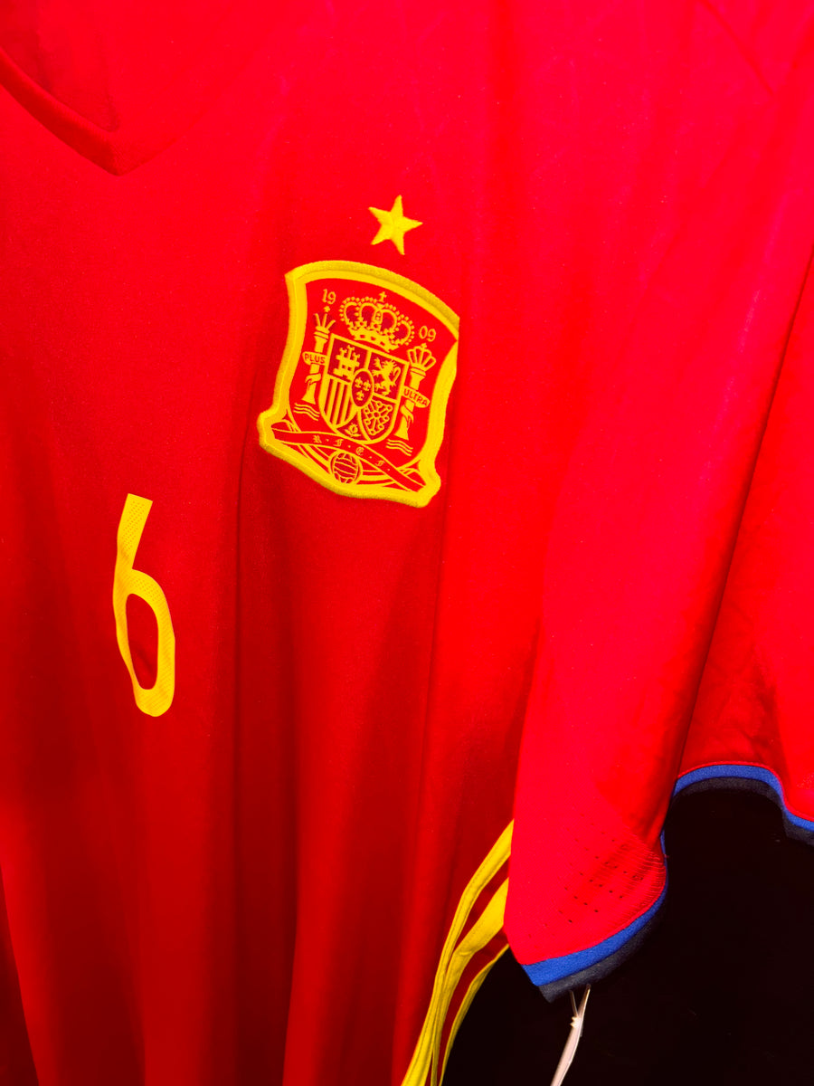 SPAIN INIESTA 2016-2017 ORIGINAL JERSEY Size XL