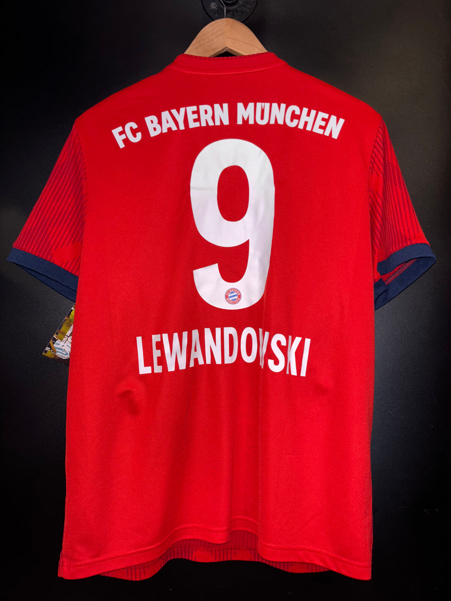 BAYERN MUNICH LEWANDOWSKI 2018-2019 ORIGINAL JERSEY Size L