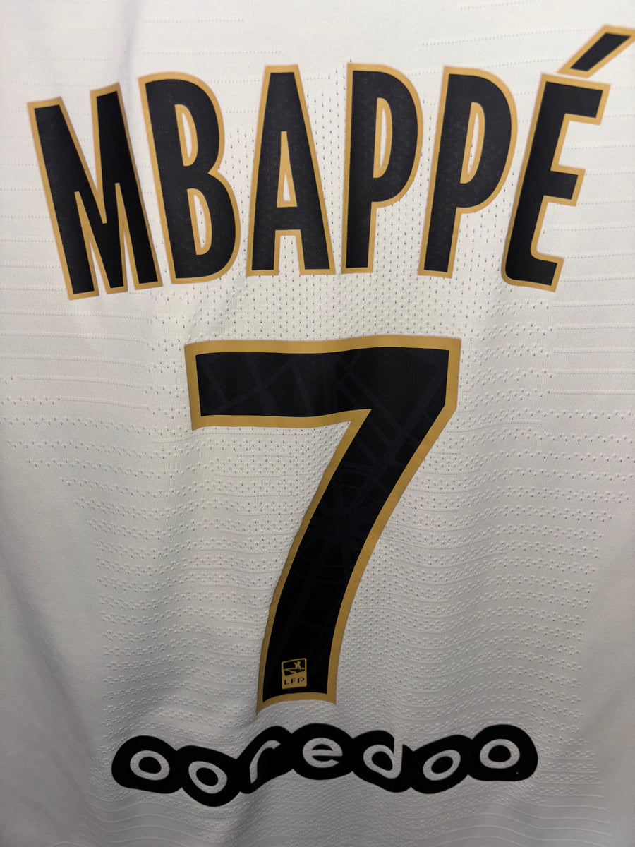 PSG PARIS SAINT GERMAIN MBAPPE 2018-2019 ORIGINAL PLAYER JERSEY SIZE XL