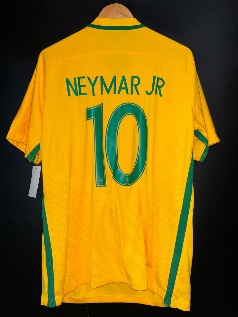 BRAZIL NEYMAR JR 2016-2017 ORIGINAL JERSEY XL