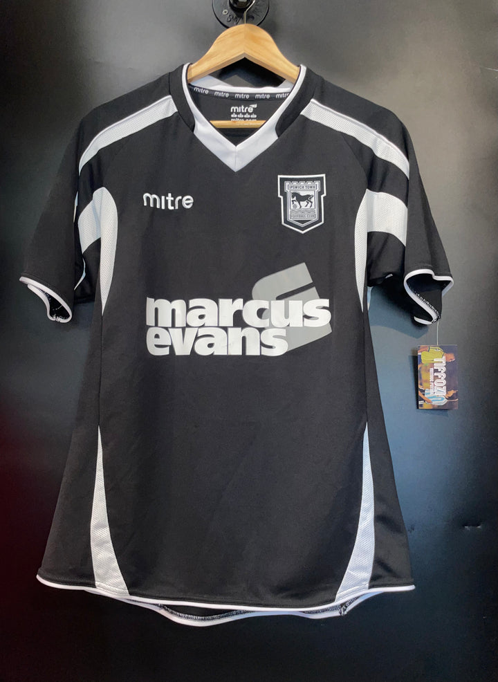 IPSWICH TOWN MARTIN 2011-2012 ORIGINAL JERSEY Size M