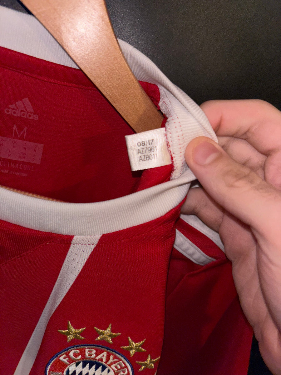 BAYERN MUNICH ROBBEN 2017-2018 ORIGINAL JERSEY Size M