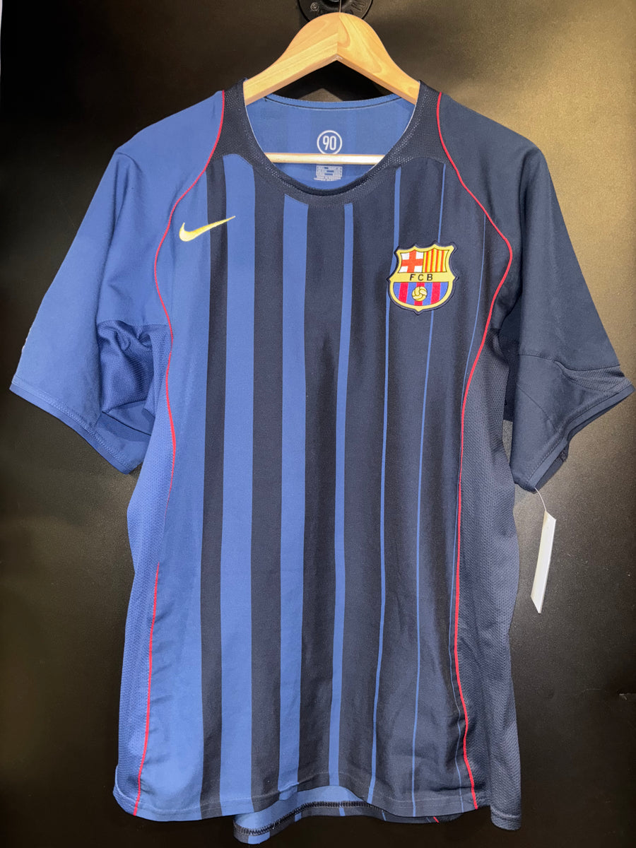 BARCELONA RONALDINHO 2004-2005 ORIGINAL AWAY JERSEY Size L