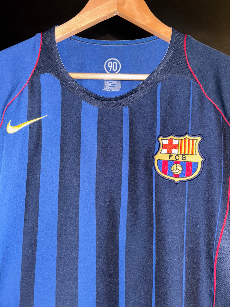 BARCELONA RONALDINHO 2004-2005 ORIGINAL AWAY JERSEY Size L