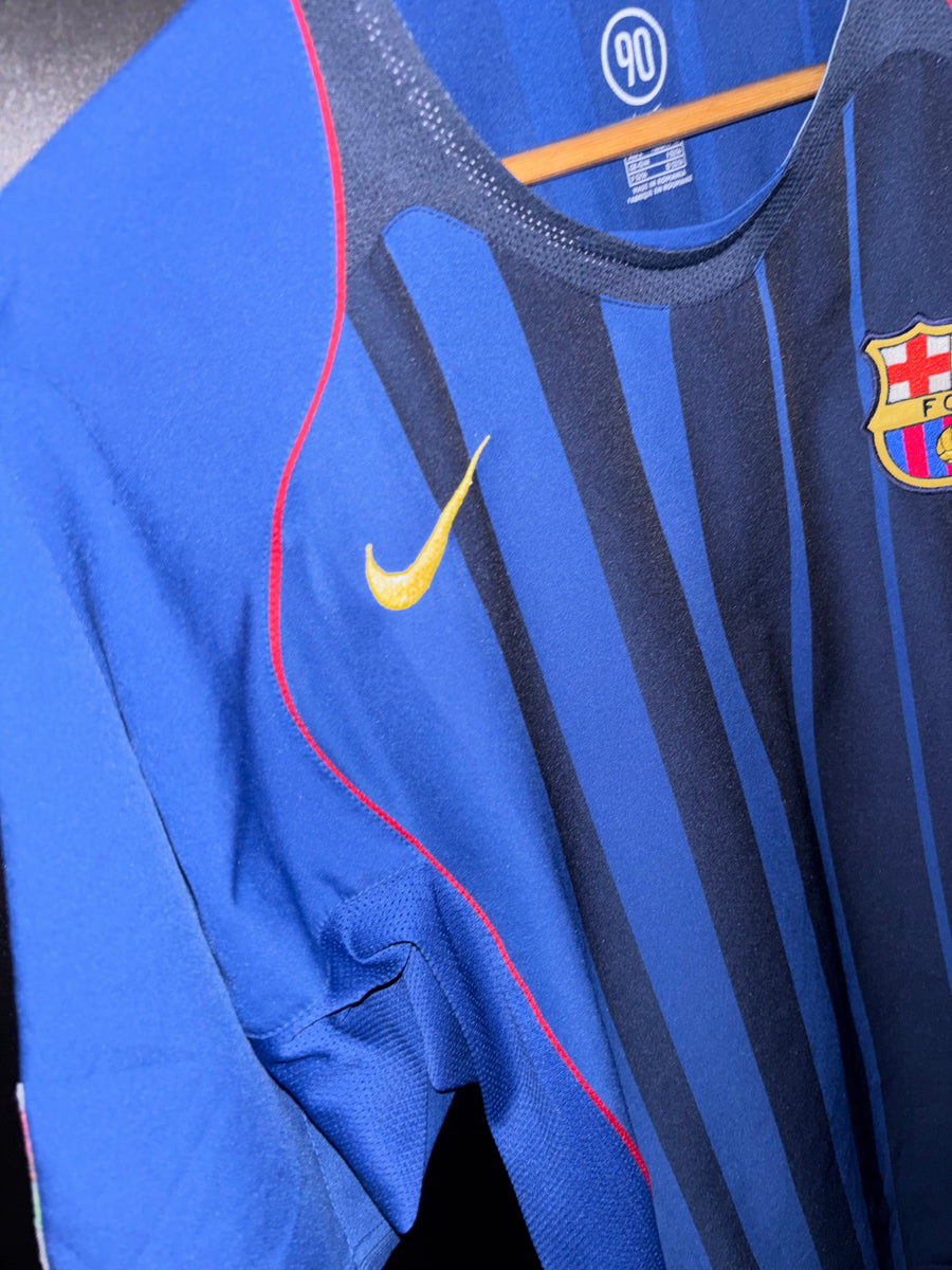 BARCELONA RONALDINHO 2004-2005 ORIGINAL AWAY JERSEY Size L