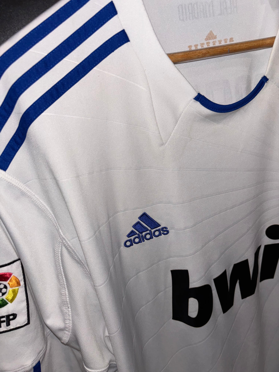 REAL MADRID RONALDO 2010-2011 ORIGINAL JERSEY Size XL