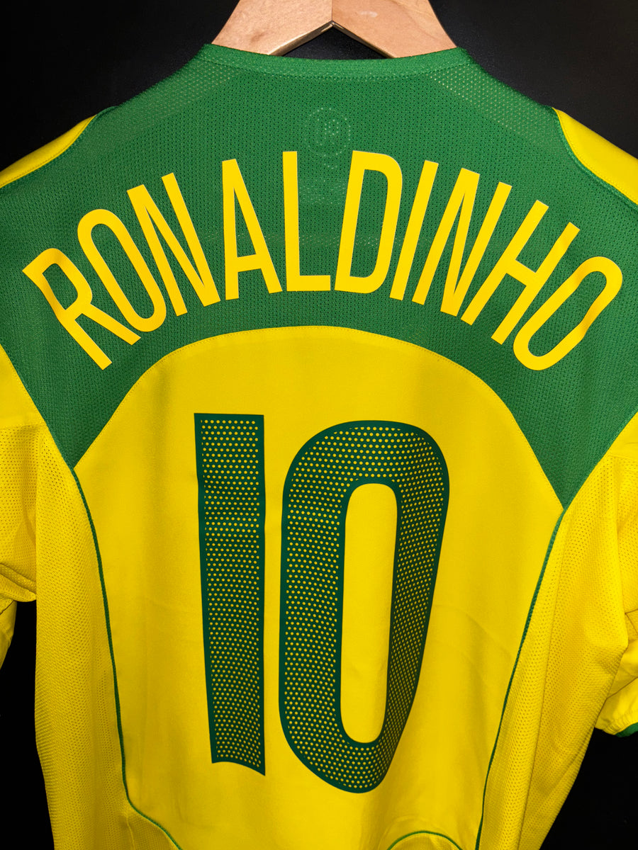 BRAZIL RONALDINHO 2004-2005 ORIGINAL JERSEY SIZE M