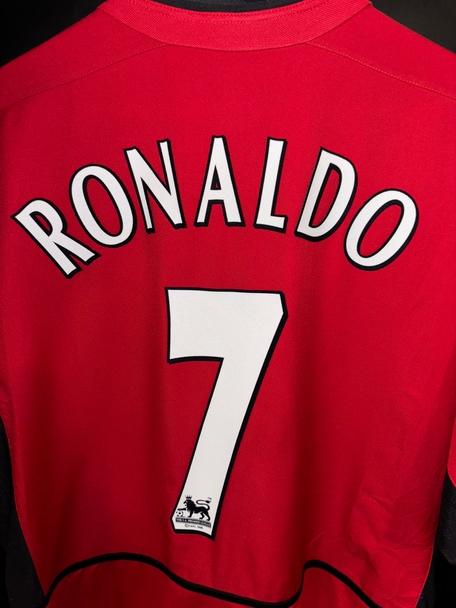 MANCHESTER UNITED RONALDO 2003-2004 ORIGINAL JERSEY Size L