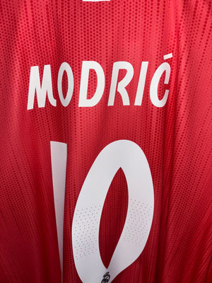 REAL MADRID MODRIC 2018-2019 ORIGINAL JERSEY Size L