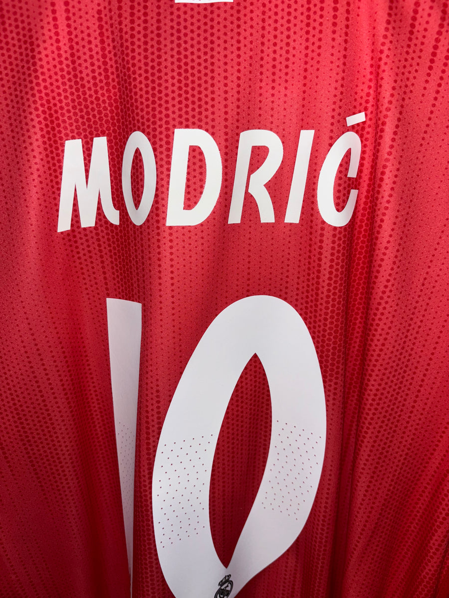 REAL MADRID MODRIC 2018-2019 ORIGINAL JERSEY Size L