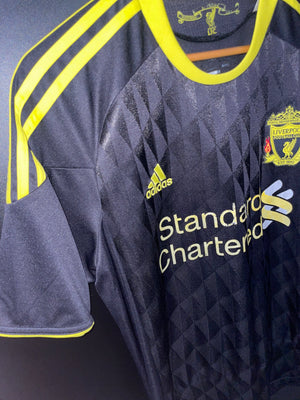 LIVERPOOL SUAREZ 2011-2012 ORIGINAL JERSEY Size S