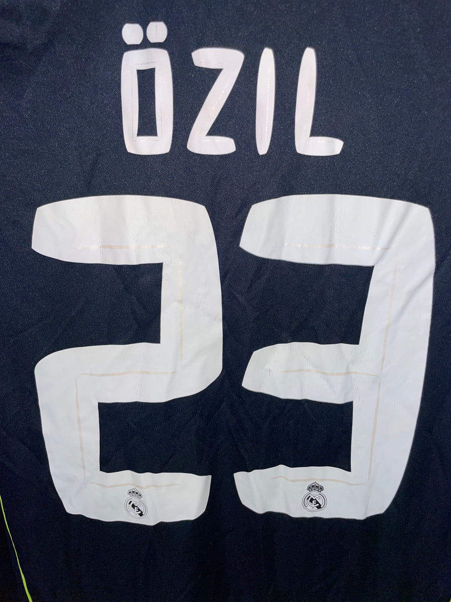 REAL MADRID OZIL 2010-2011 ORIGINAL JERSEY Size S