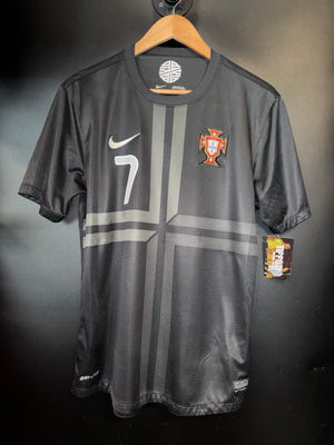 PORTUGAL RONALDO 2013-2014 ORIGINAL JERSEY Size M