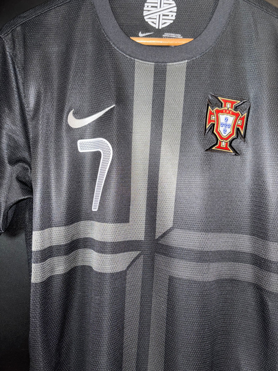 PORTUGAL RONALDO 2013-2014 ORIGINAL JERSEY Size M