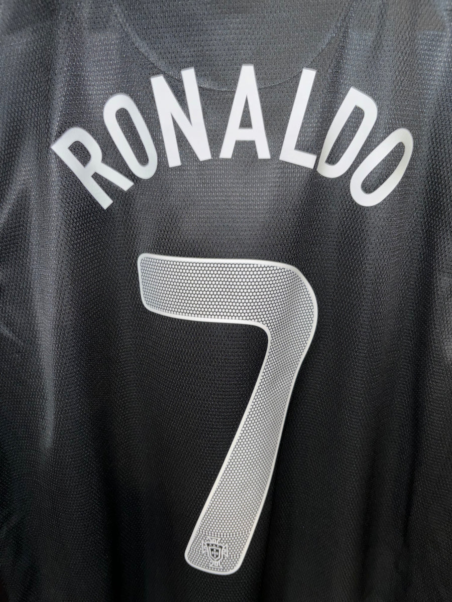 PORTUGAL RONALDO 2013-2014 ORIGINAL JERSEY Size M