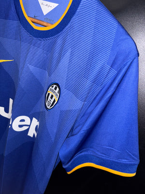 JUVENTUS PIRLO 2014-2015 ORIGINAL JERSEY Size L