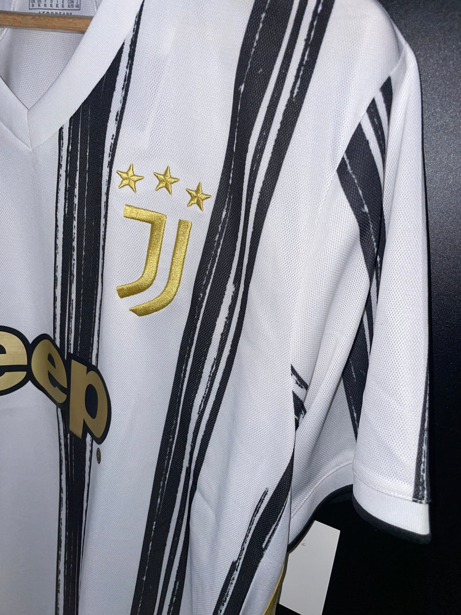 JUVENTUS RONALDO  2020-2021 ORIGINAL JERSEY Size XL