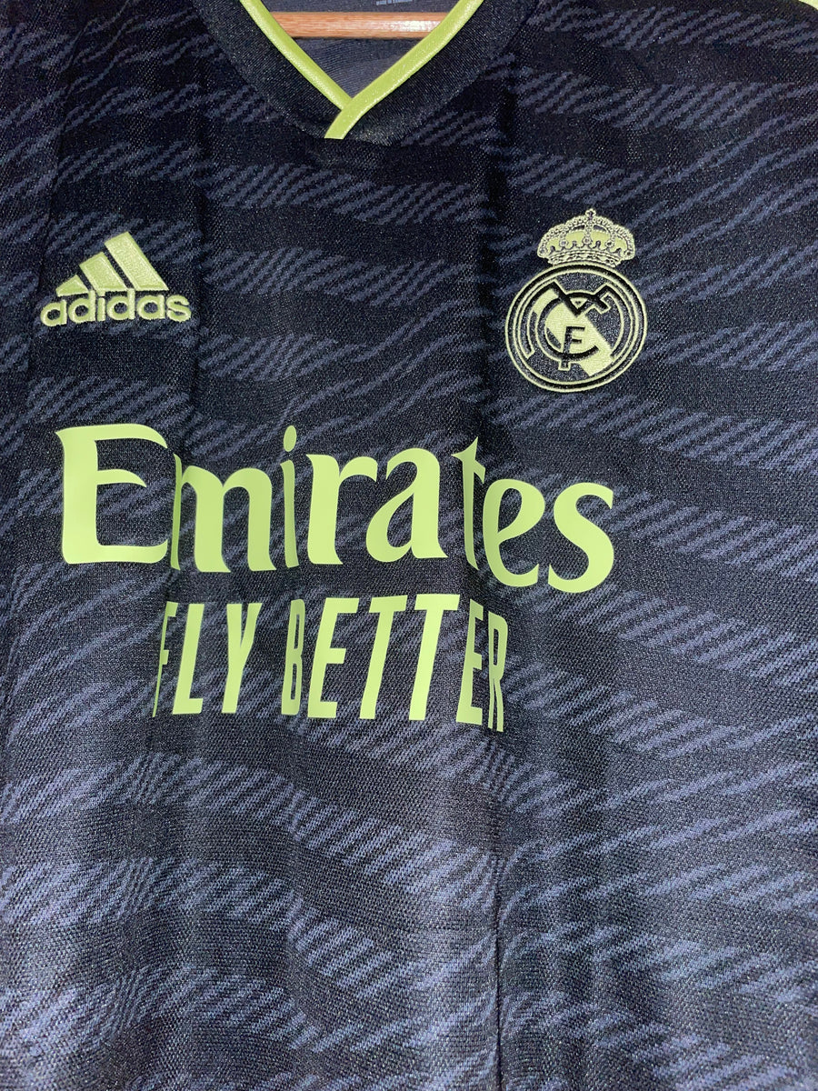 REAL MADRID MODRIC 2022-2023 ORIGINAL JERSEY Size L