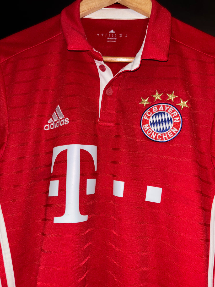 BAYERN MUNICH LAHM 2016-2017 ORIGINAL JERSEY Size S