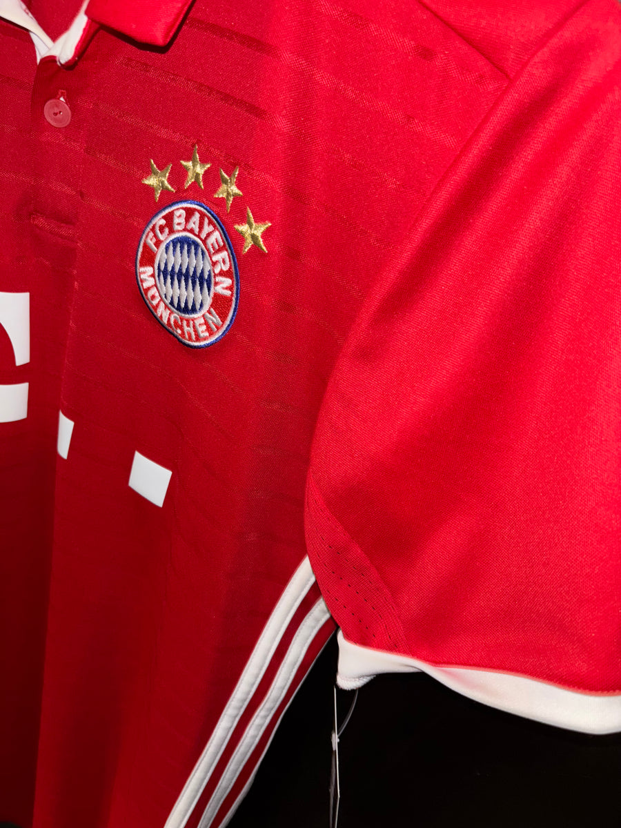 BAYERN MUNICH LAHM 2016-2017 ORIGINAL JERSEY Size S