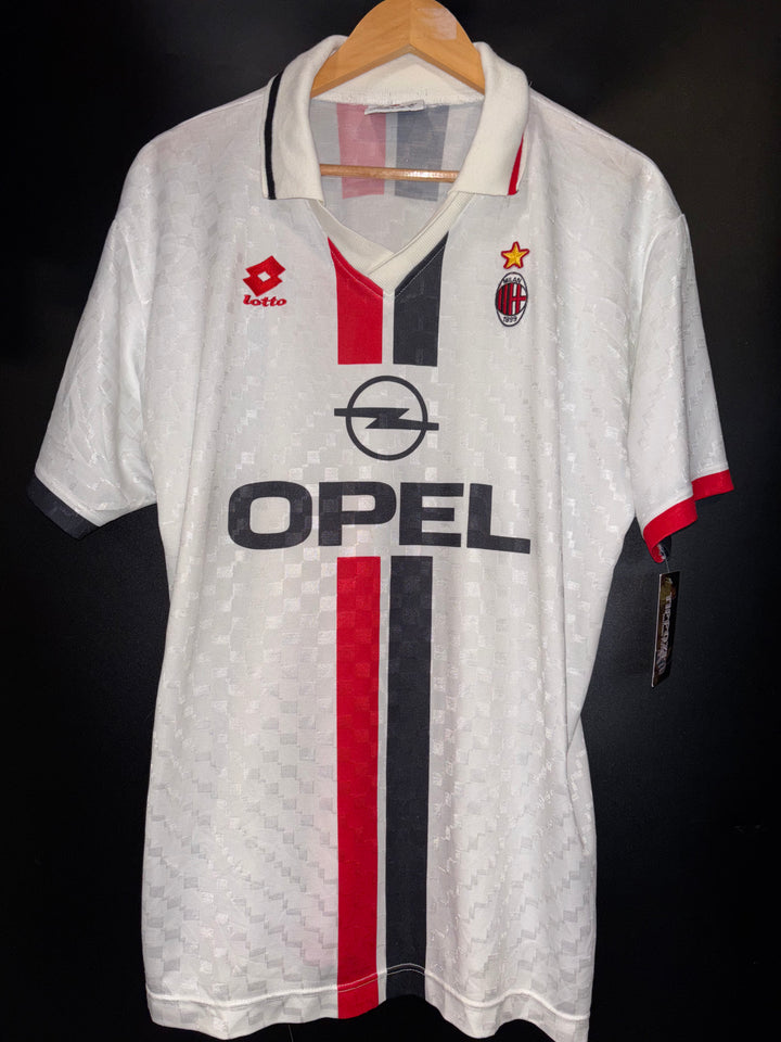 AC MILAN  1995-1996 ORIGINAL JERSEY Size XL