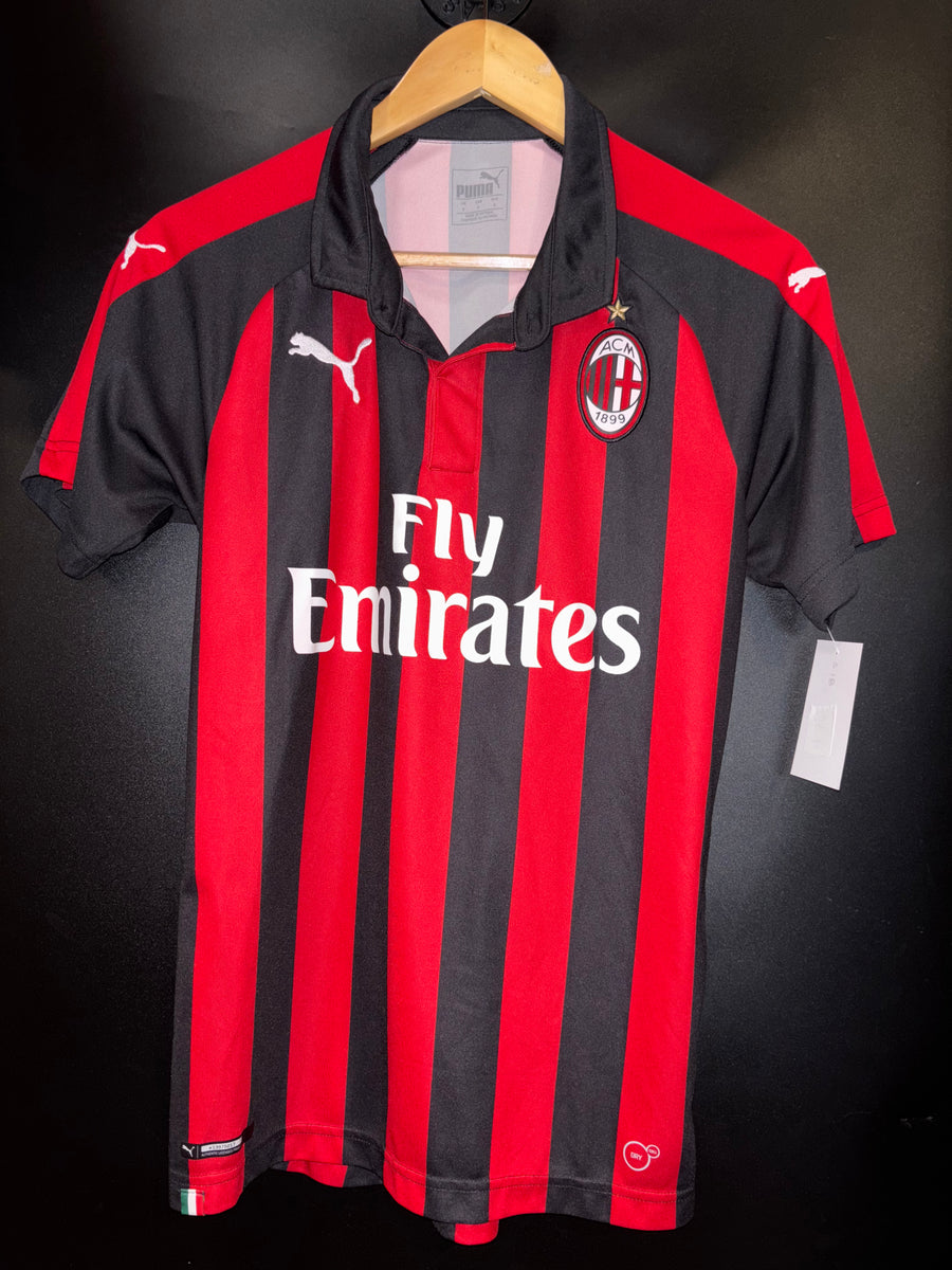 AC MILAN 2018-2019 ORIGINAL JERSEY Size S