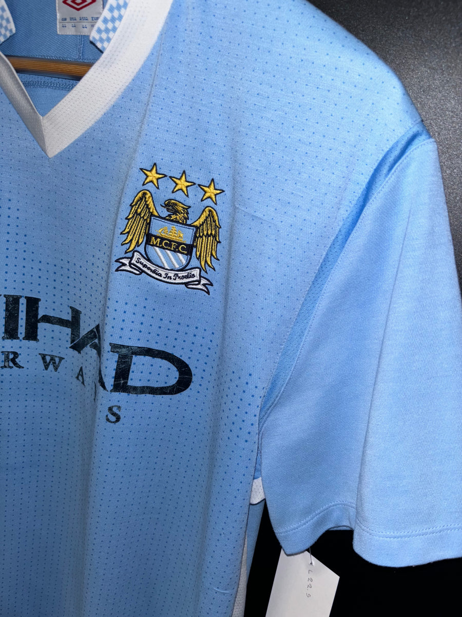 MANCHESTER CITY AGUERO 2011-2012 ORIGINAL JERSEY Size L