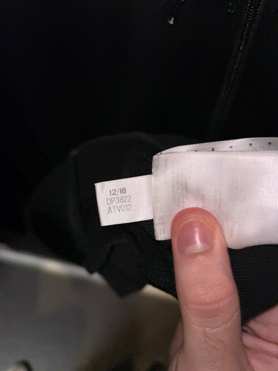 JUVENTUS 2018-2019 ORIGINAL JACKET Size XL