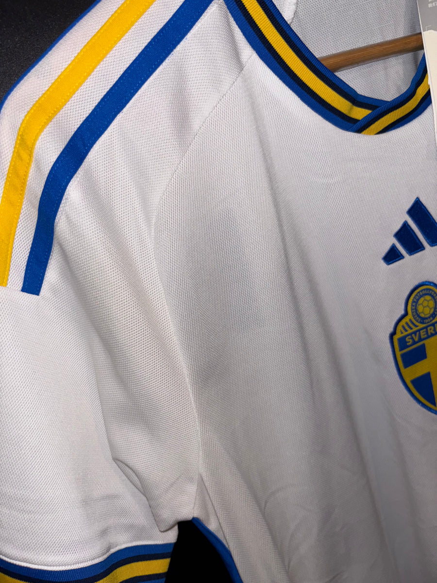 SWEDEN 2022-2023 ORIGINAL JERSEY SIZE L