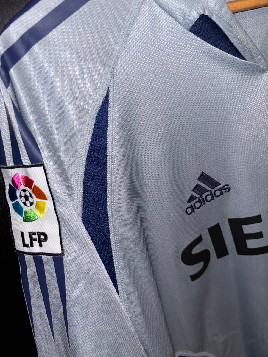 REAL MADRID CASILLAS 2004-2005 ORIGINAL JERSEY Size M